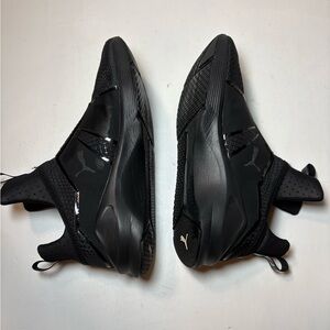 PUMA Fierce Core Women’s Training Shoes - Triple Black - Size 8.5